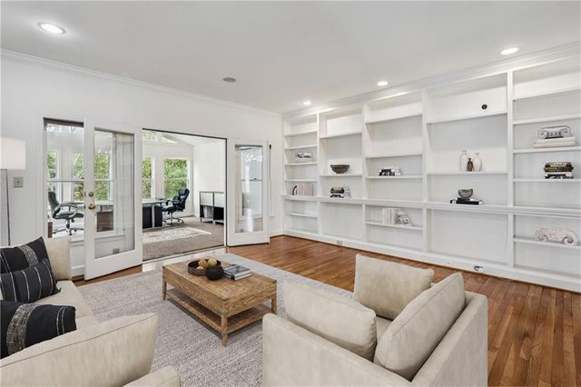 2190 Stephen Long NE Drive, Atlanta, GA 30305