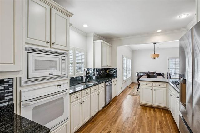 2190 Stephen Long NE Drive, Atlanta, GA 30305