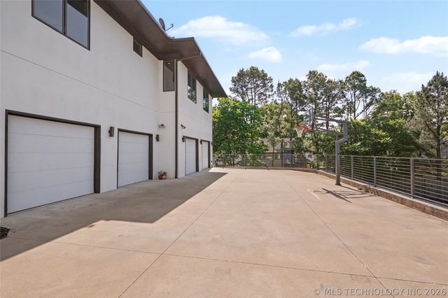 2668 Terwilleger Boulevard, Tulsa, OK 74114