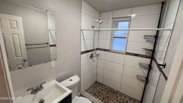 1245 W 30TH Street APT 4, Jacksonville, FL 32209