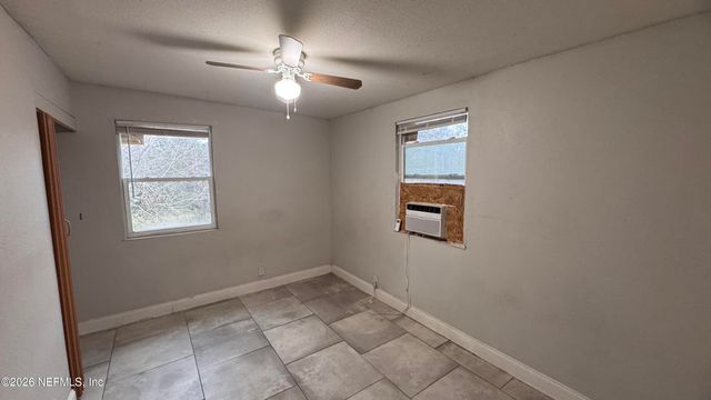1245 W 30TH Street APT 4, Jacksonville, FL 32209