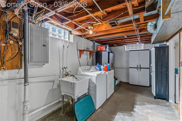 11844 Harold Street, Warren, MI 48089