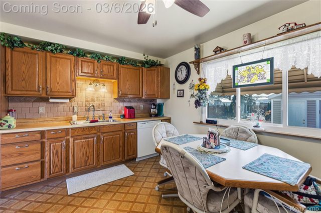 11844 Harold Street, Warren, MI 48089