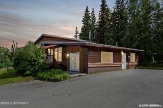 6700 O'Malley Road, Anchorage, AK 99507