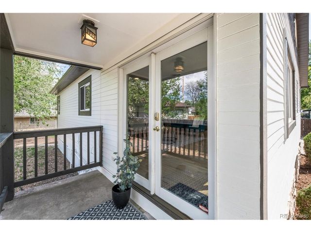 9525 W 11th Ave, Lakewood, CO 80215