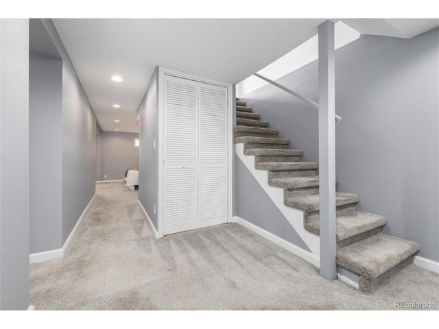 9525 W 11th Ave, Lakewood, CO 80215