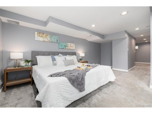9525 W 11th Ave, Lakewood, CO 80215