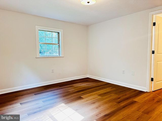 131 POT LUCK RD, Hedgesville, WV 25427