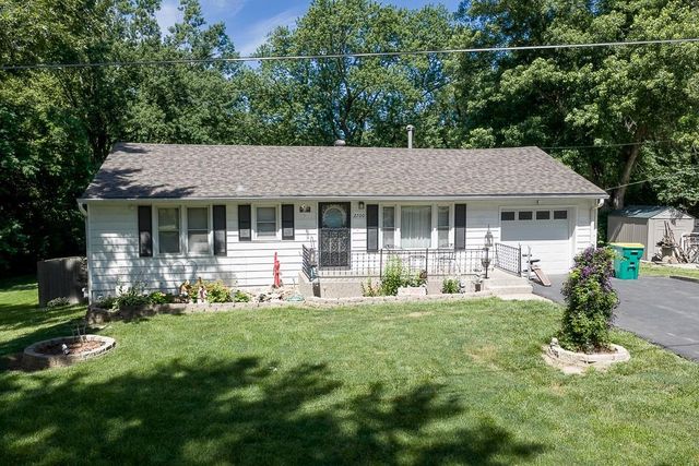 2700 N 75th Terrace, Kansas City, KS 66109
