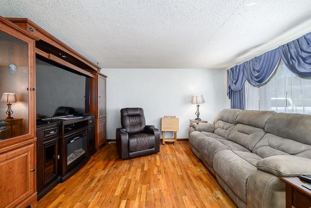 2700 N 75th Terrace, Kansas City, KS 66109