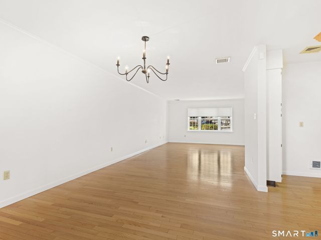 6 Sandgate Circle, Madison, CT 06443