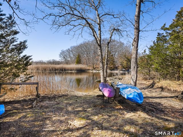 6 Sandgate Circle, Madison, CT 06443