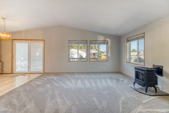 1188 NE 27th Street 82, Bend, OR 97701