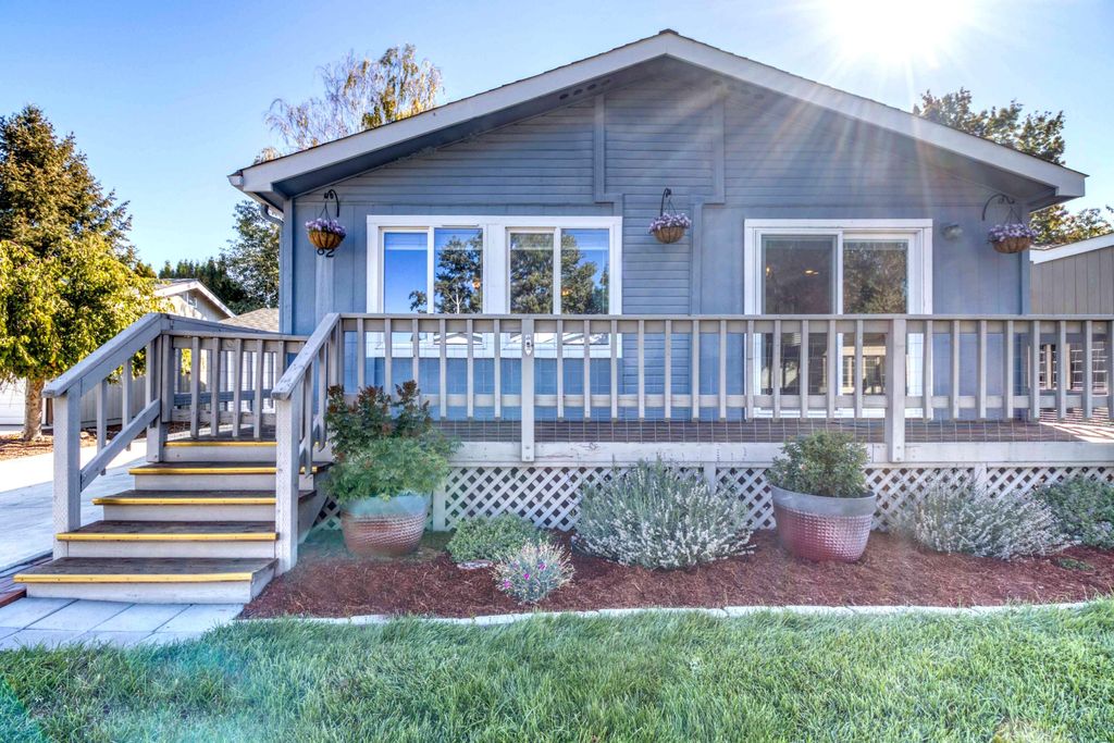 1188 NE 27th Street 82, Bend, OR 97701