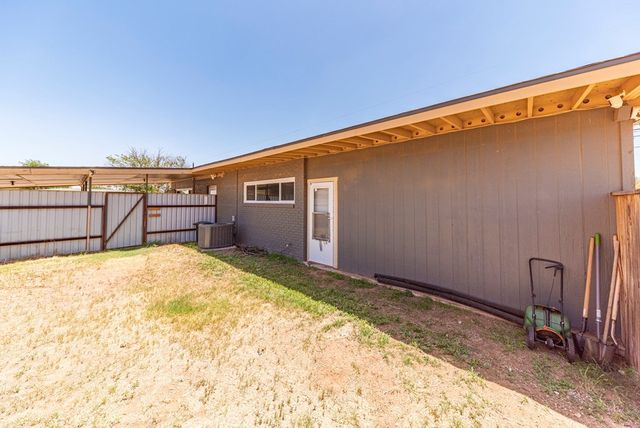 2901 Nabors Lane, Odessa, TX 79762