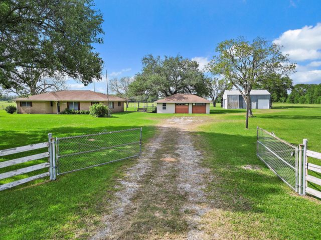 11221 State Highway 65, Winnie, TX 77665