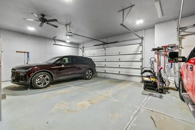 8065 GOLDEN PRIMROSE CIRCLE, Neenah, WI 54956