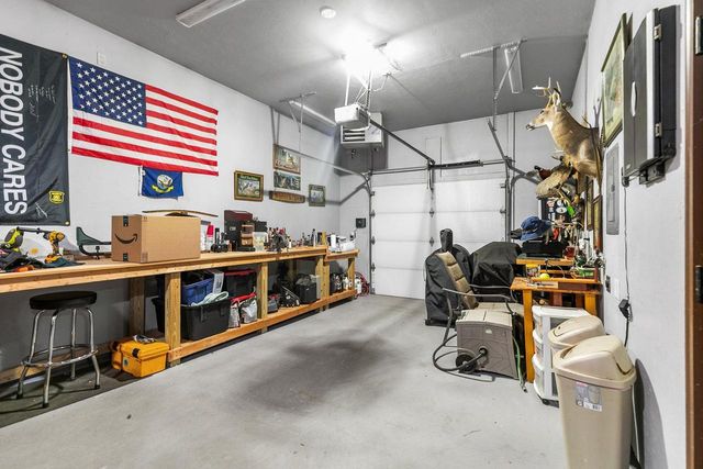 8065 GOLDEN PRIMROSE CIRCLE, Neenah, WI 54956