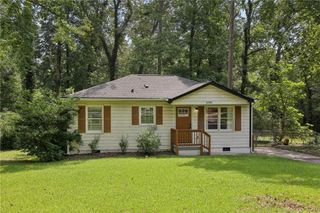 6385 Lobelia Road SW, Mableton, GA 30126