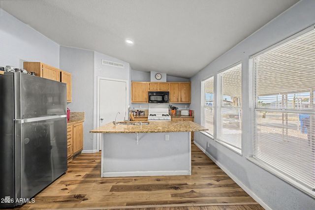 5540 E BAYWOOD Avenue, Mesa, AZ 85206