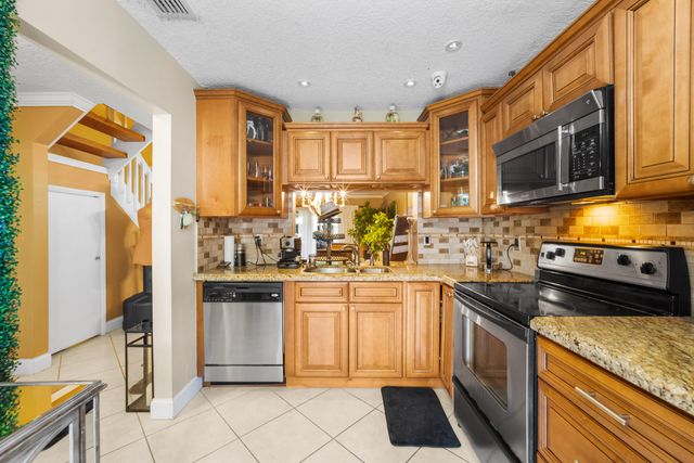 3801 N Carambola Cir North Circle N 2802, Coconut Creek, FL 33066