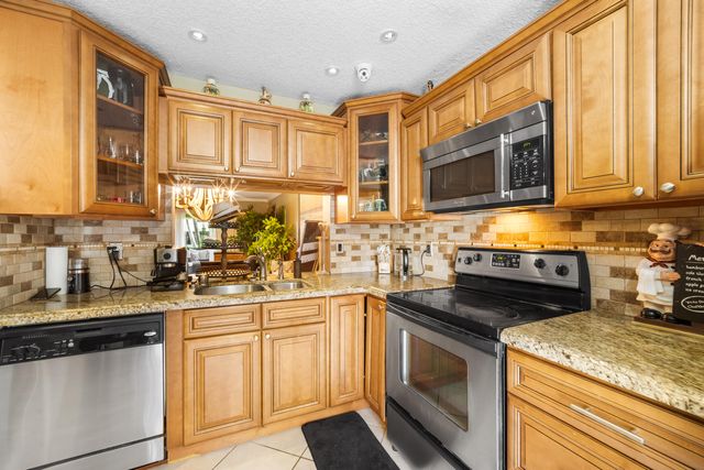 3801 N Carambola Cir North Circle N 2802, Coconut Creek, FL 33066