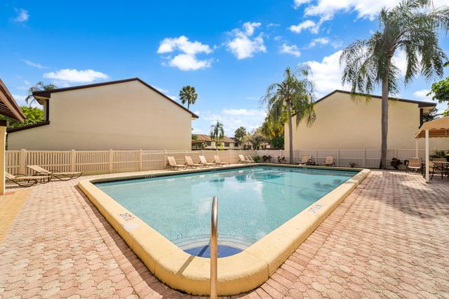 3801 N Carambola Cir North Circle N 2802, Coconut Creek, FL 33066