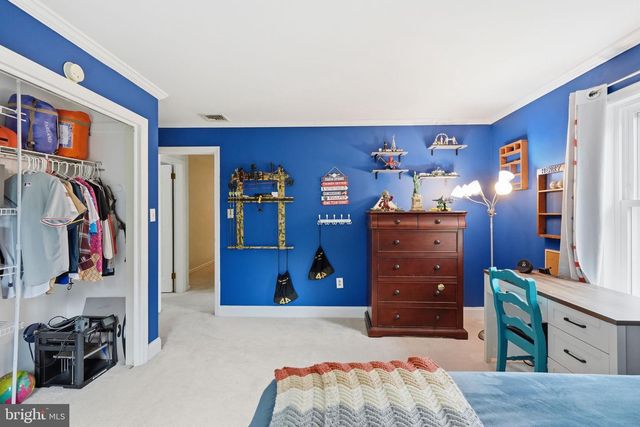 194 MEADOW GLEN LN, Reading, PA 19607