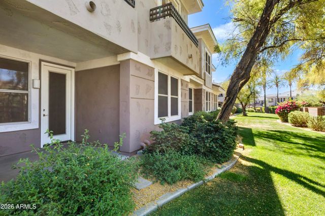 15221 N CLUBGATE Drive 1013, Scottsdale, AZ 85254