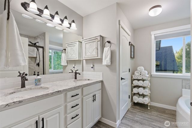 4555 NE 242nd Avenue, Vancouver, WA 98682