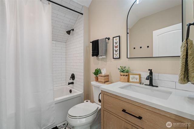 4555 NE 242nd Avenue, Vancouver, WA 98682