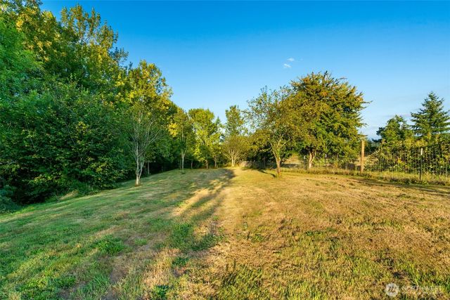 4555 NE 242nd Avenue, Vancouver, WA 98682