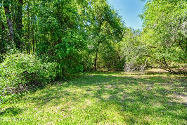 111 LIME Avenue, Pomona Park, FL 32181
