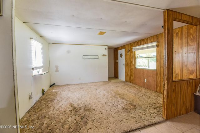 111 LIME Avenue, Pomona Park, FL 32181