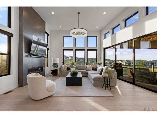 2237 Rim Ridge Dr, Castle Rock, CO 80108