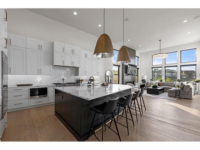 2237 Rim Ridge Dr, Castle Rock, CO 80108