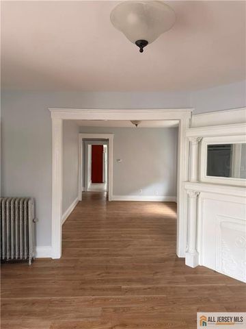 84 W Cherry Street, Rahway, NJ 07065