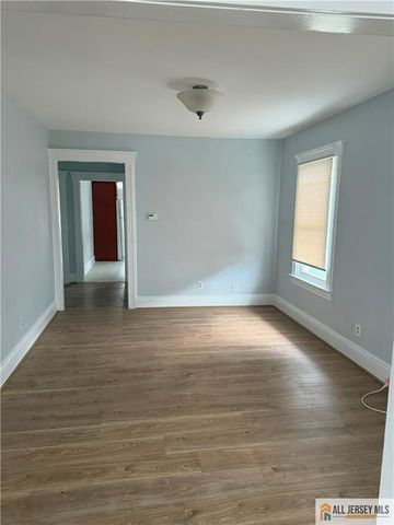 84 W Cherry Street, Rahway, NJ 07065