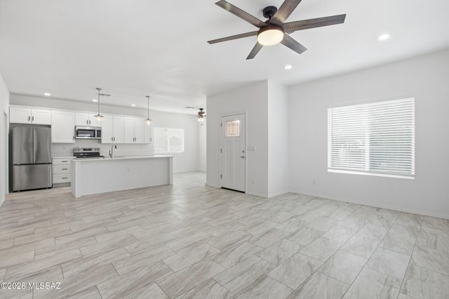 2974 W Sago Circle, Tucson, AZ 85705