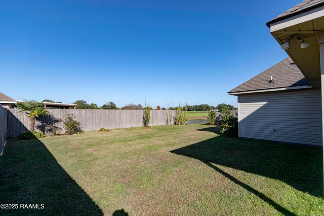 132 Timber Edge Drive, Youngsville, LA 70592
