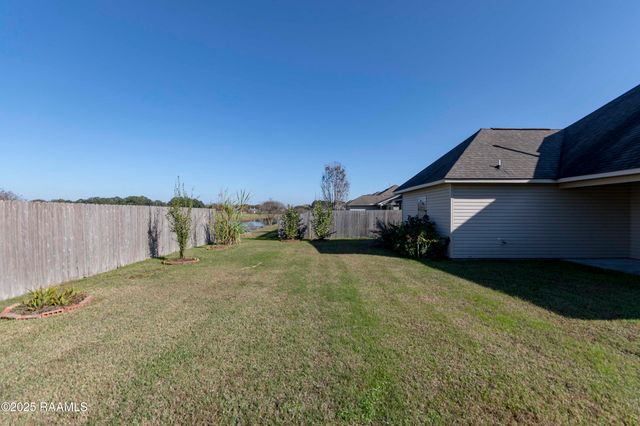 132 Timber Edge Drive, Youngsville, LA 70592