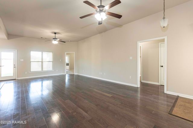 132 Timber Edge Drive, Youngsville, LA 70592