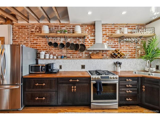 610 N Logan St 14, Denver, CO 80203