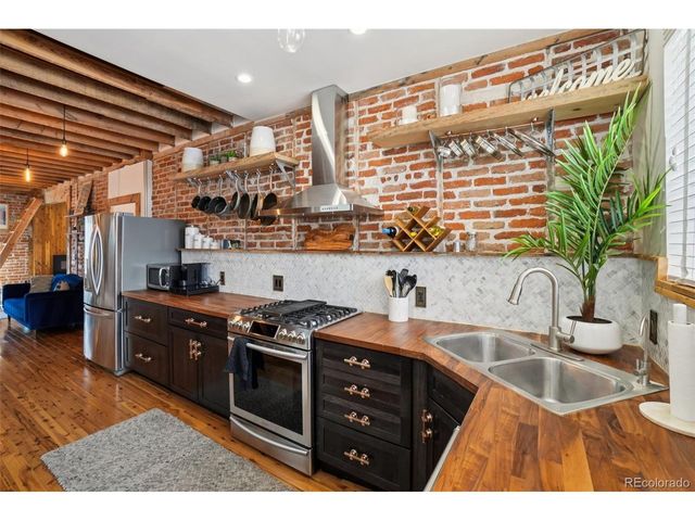 610 N Logan St 14, Denver, CO 80203