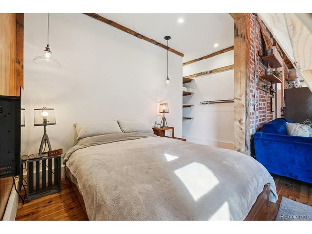 610 N Logan St 14, Denver, CO 80203