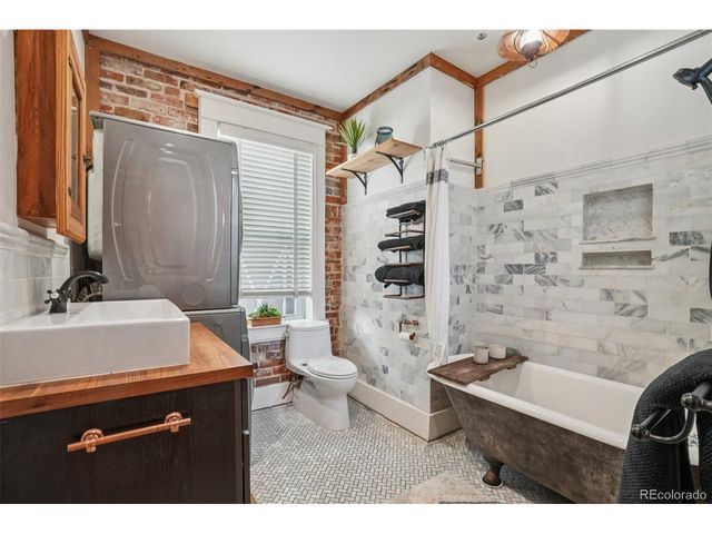 610 N Logan St 14, Denver, CO 80203