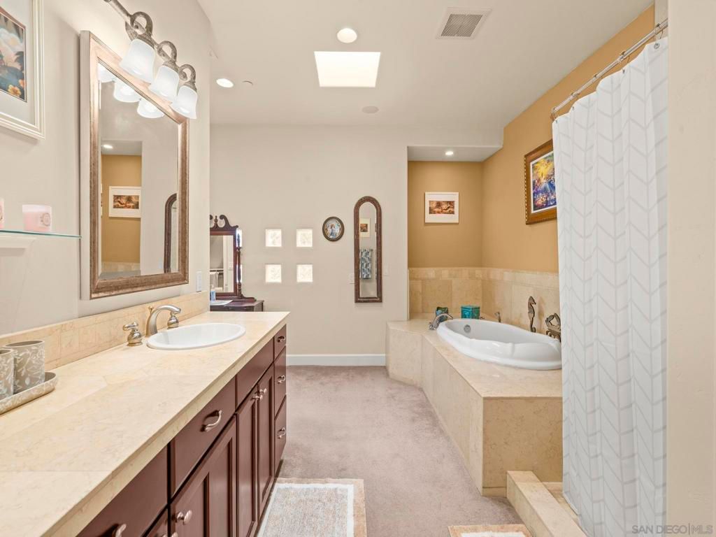 Image 45 of property listing at 17922 Sierra Cielo Ln, Jamul, CA 91935