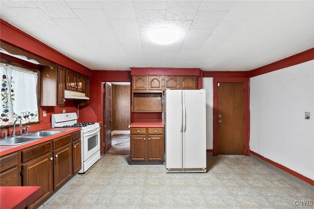 451-453 Martin Luther King West, Syracuse, NY 13205