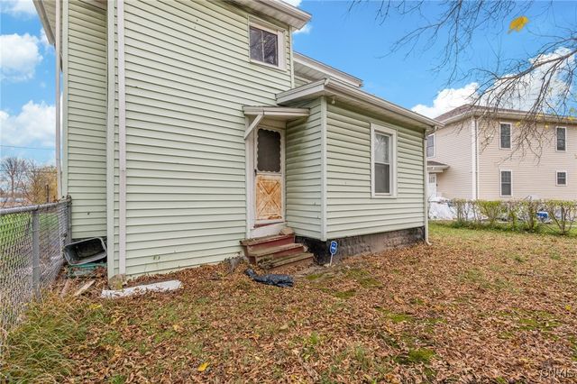 451-453 Martin Luther King West, Syracuse, NY 13205