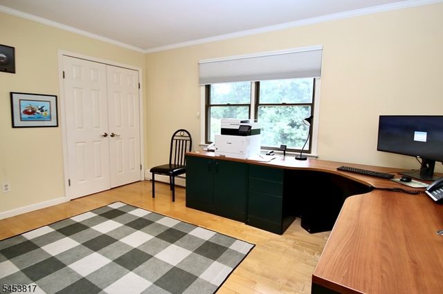 9 Watch Hill Rd, Mahwah Twp., NJ 07430